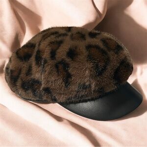 SOLD / House of Harlow Leopard Print Faux Fur Beret Hat w/ Black Paisley Lining